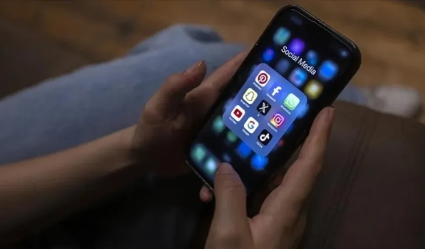 Sosyal medyaya 15 yaş sınırı: TBMM'de kabul edildi