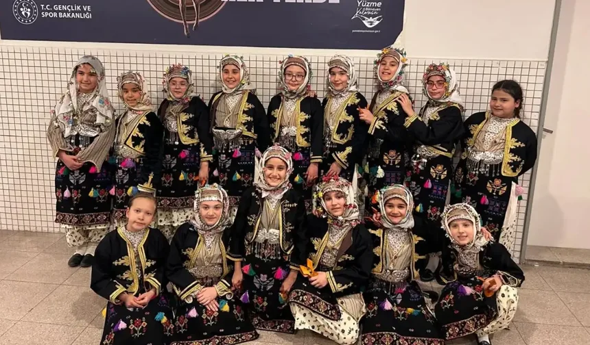 Kütahya Belediyespor halk oyunlarında üçüncü oldu