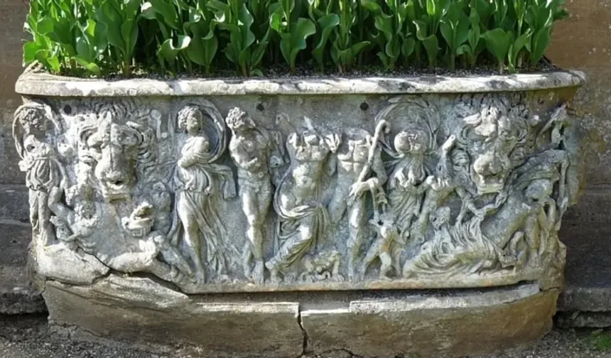 200 yıl saksı sanıldı roma lahdi çıktı
