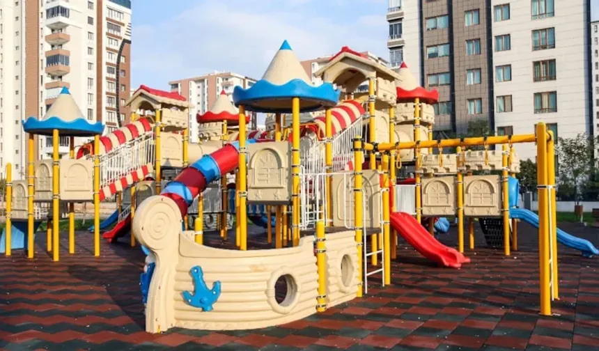 Çocuk parklarındaki kauçuk zeminler için dikkat çeken uyarı