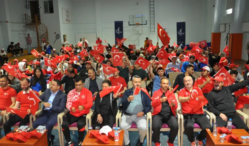 Kütahya’da onlarca vatandaş Dünya Kupası heyecanını yaşadı