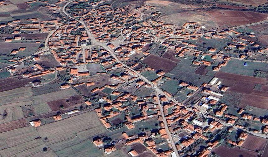 Kütahya’da ev, ahır ve arsası icradan satışa çıkarıldı