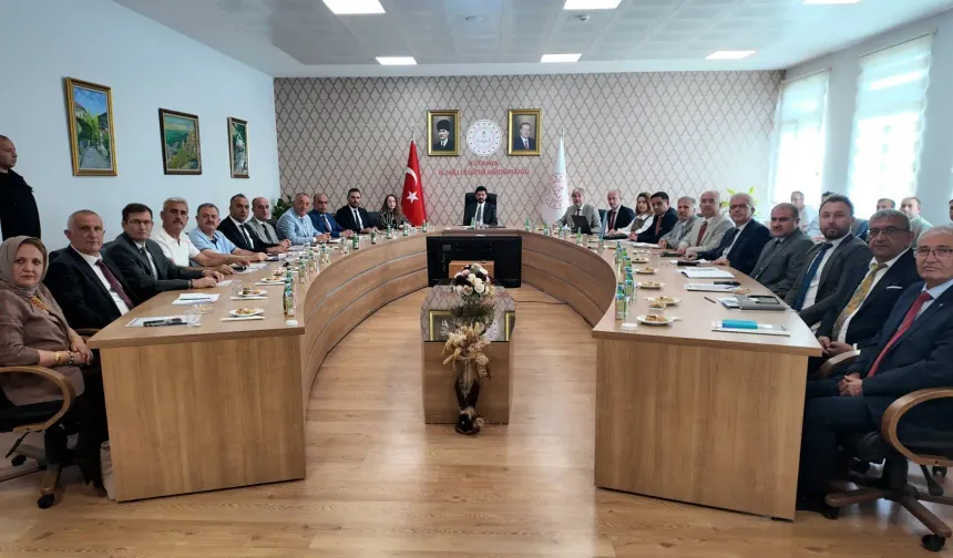 Kütahya’da “Hayat boyu öğrenme kurumları” değerlendirildi