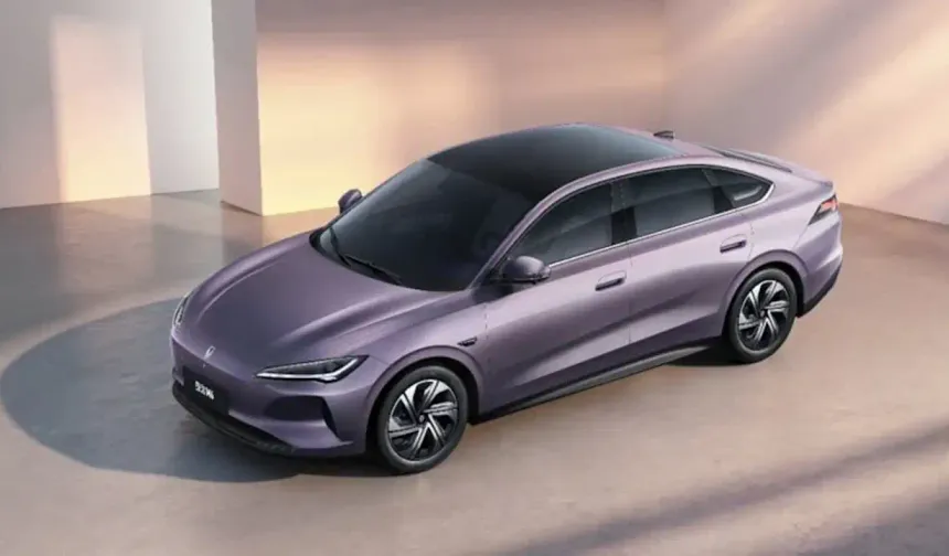 Jetta'dan Elektrikli Sedan Hamlesi: Yeni Model Çin'de Satışta