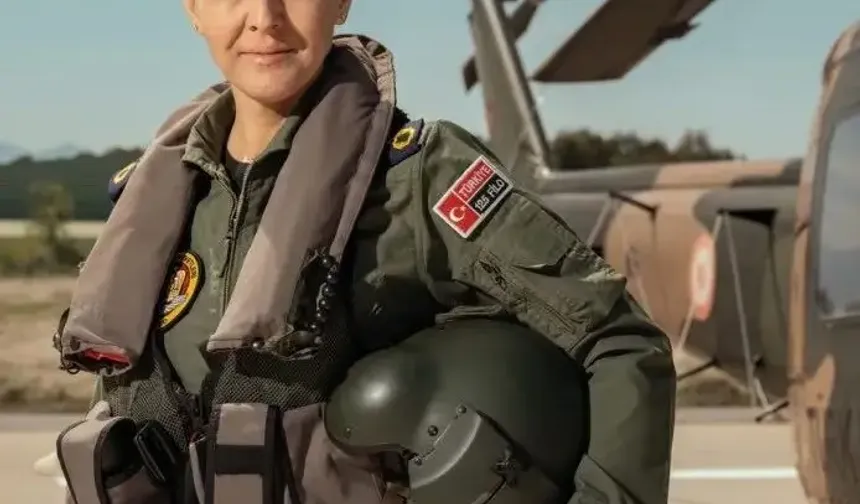 İlk kadın paşa Özlem Karapınar oldu