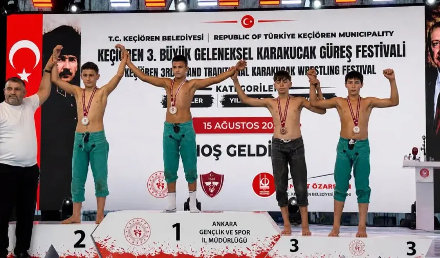 Kütahyalı milli güreşçi dünya üçüncüsü oldu