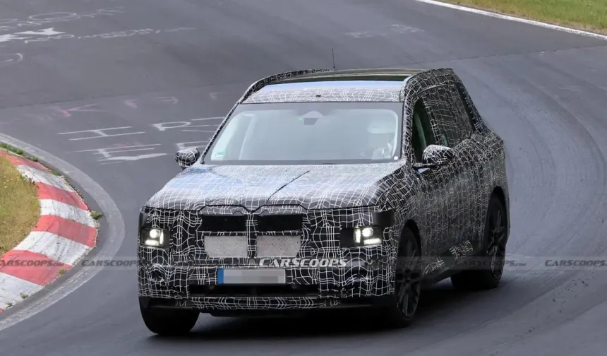 Yeni BMW X7 casus kameralara yakalandı: V8 motoru koruyor