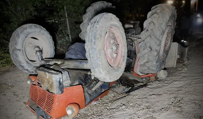 Kütahya'da devrilen traktörün sürücüsü yaralandı