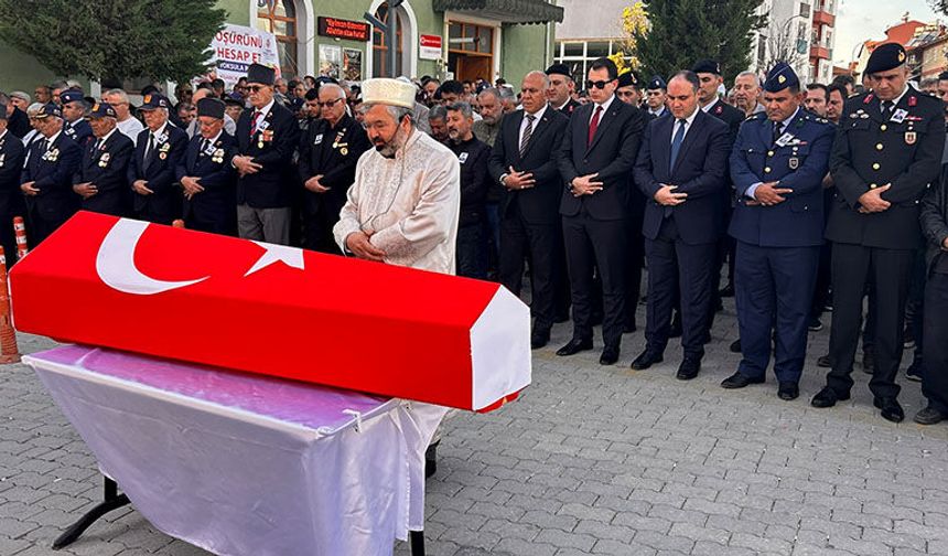 Kütahya'da Kıbrıs gazisi son yolculuğuna uğurlandı