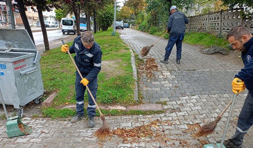 Kütahya'da yağmur sonrası temizlik çalışması