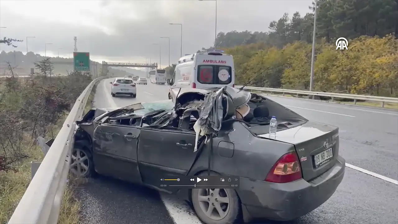 Çekmeköyde Zincirleme Trafik Kazası 2 Yaralı1