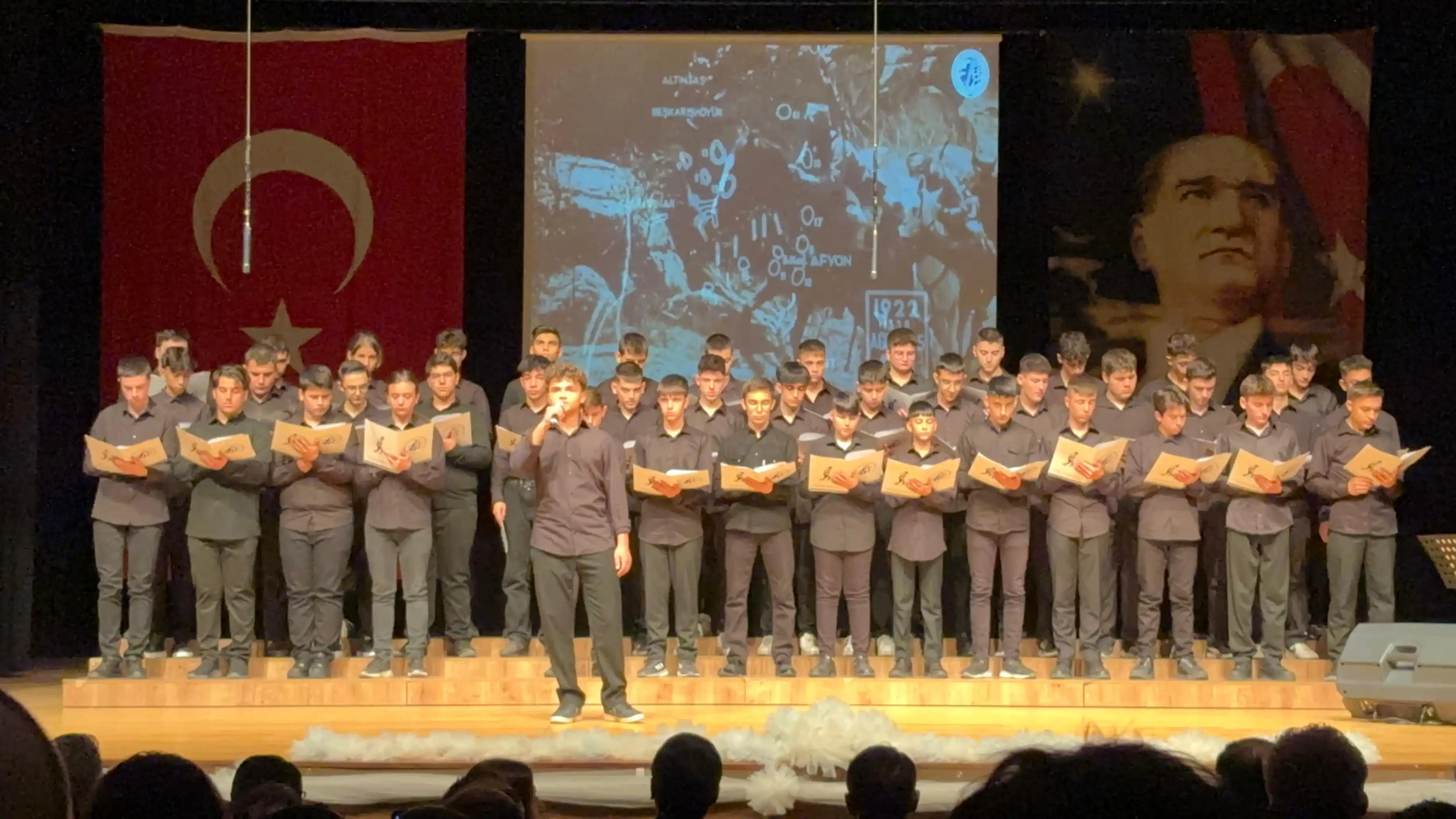 Kütahya’da Atatürk’ü Anma Programı Düzenlendi (8)