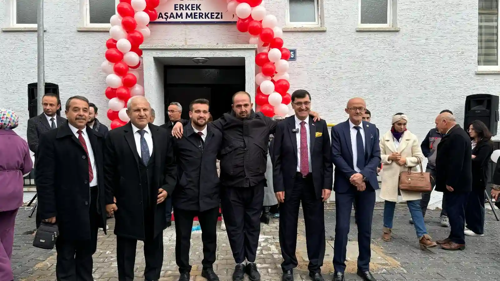 Kütahyada Bu Merkez Kimsesiz Erkekler Için