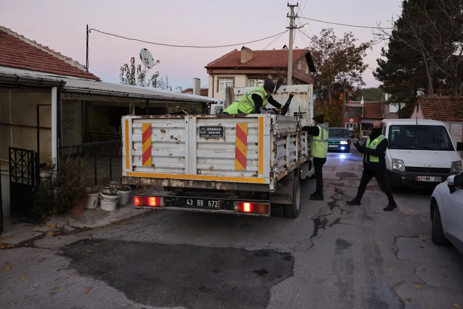 Kütahya’da Evi Yanan Aile Unutulmadı (3)