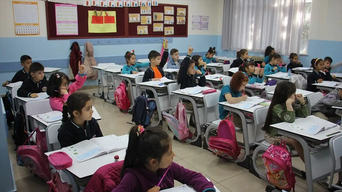 Okullarda 2024 2025 Eğitim Yılının İlk Ara Tatili Başladı