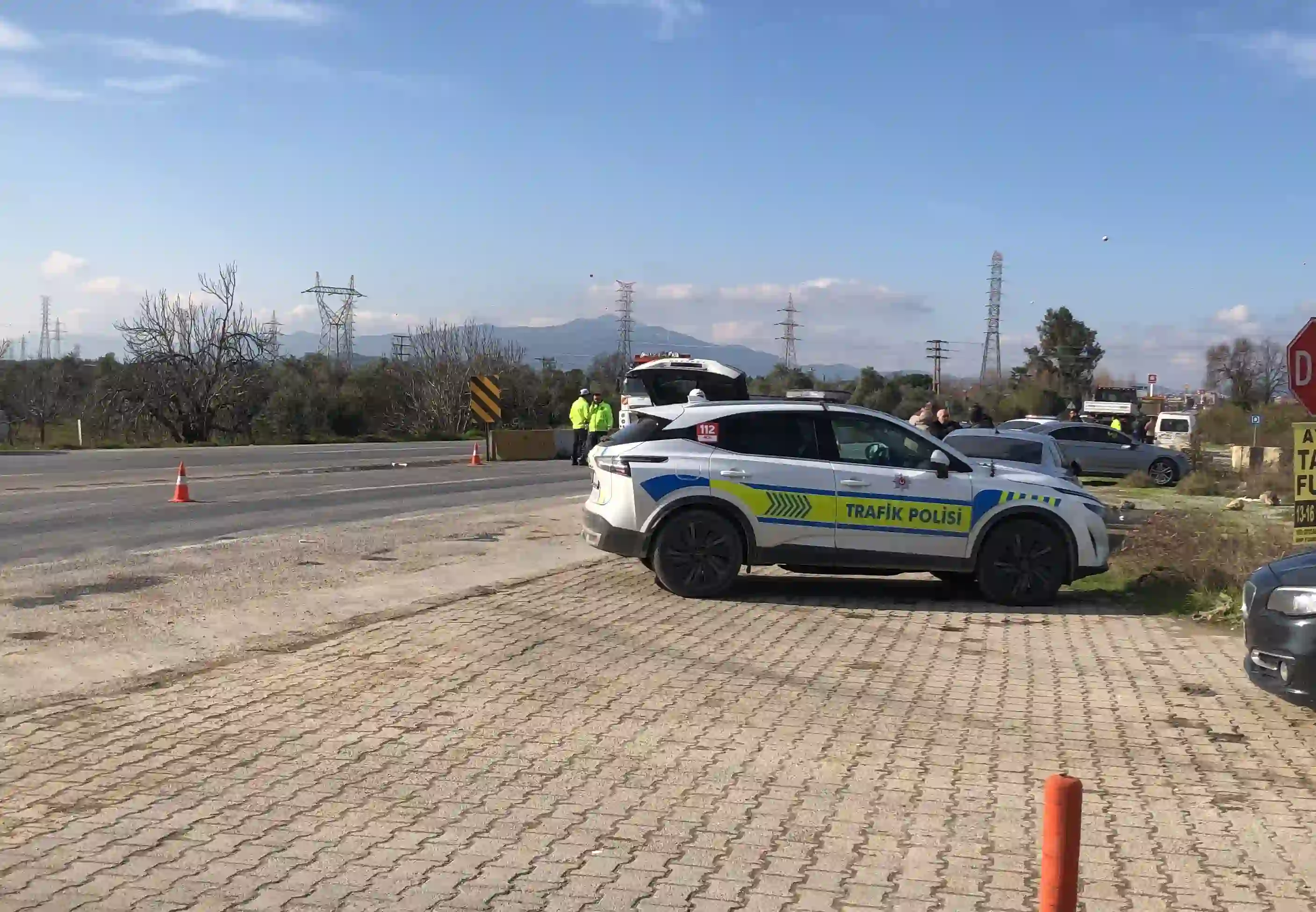 Aydın’da Yanlış Durakta Inen Kadına Kamyonet Çarptı, Hayatını Kaybetti3