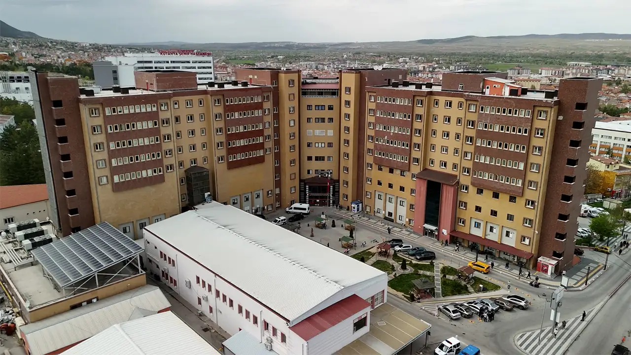 Kütahya Evliya Çelebi Hastanesi Ana Bina