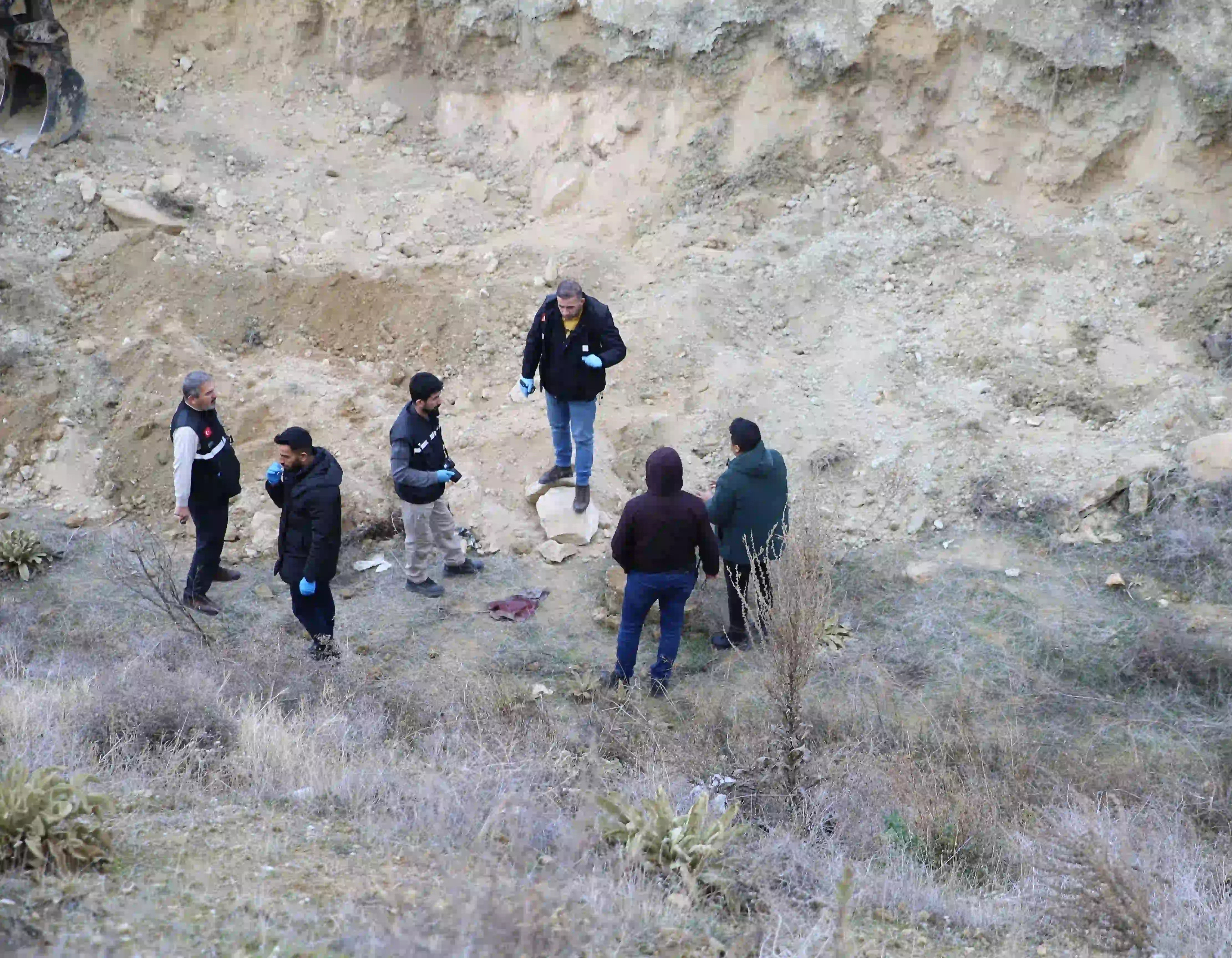 Denizli'de Ölü Doğan Bebeği Gömdükleri Iddiasıyla 2 Şüpheli Gözaltına Alındı44