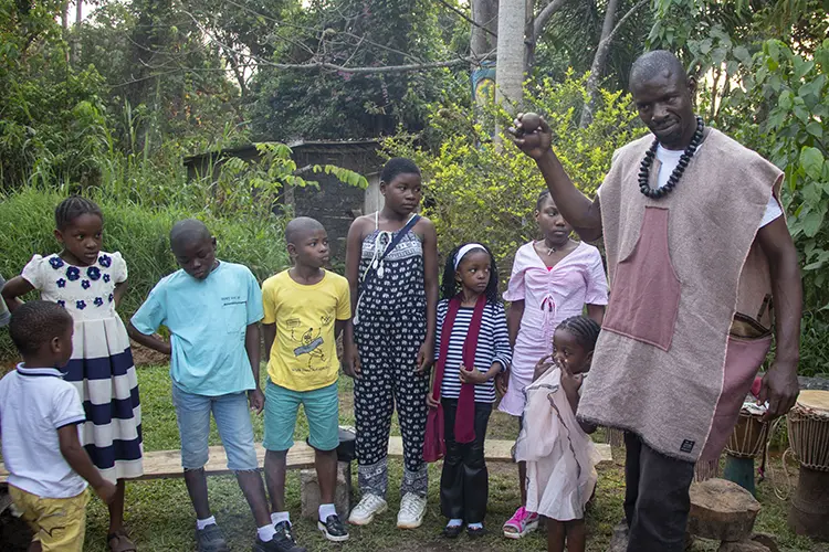 Kamerun’da Masalcılık Geleneği Yaşatılıyor (1)