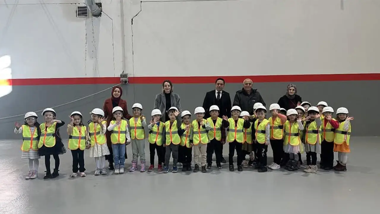 Kütahya Simav’da Minikler Üretimi Yerinde Öğreniyor3