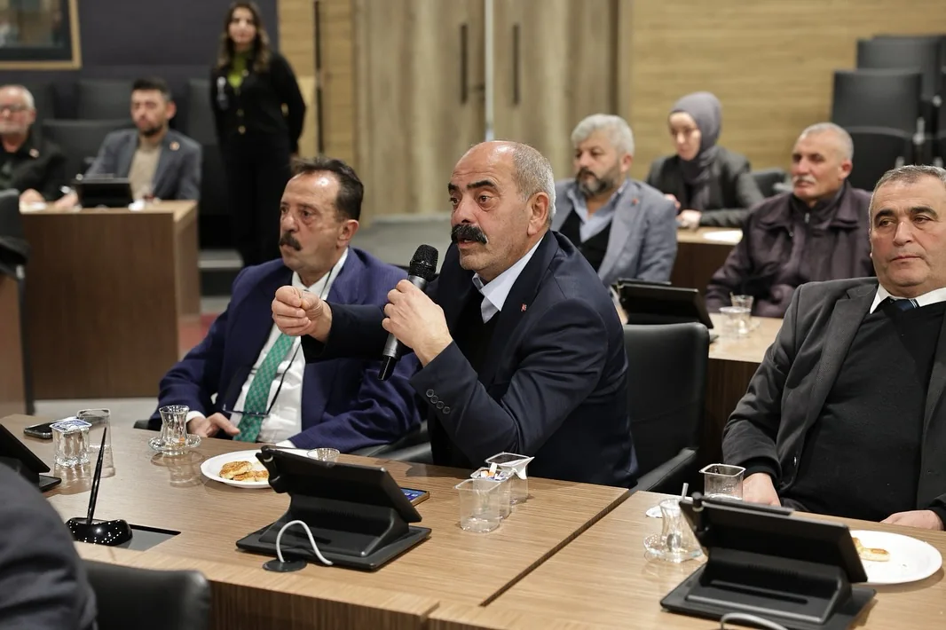 Kütahya’da Başkan Kahveci, Muhtarların Taleplerini Dinledi 1