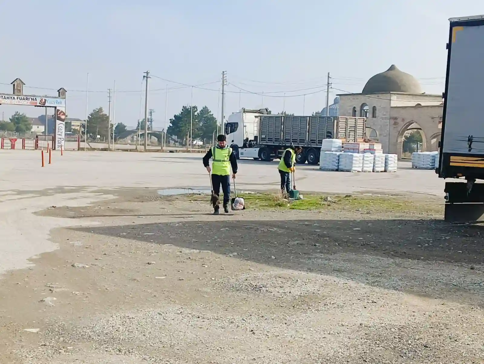 Kütahya’da Fuar Alanında Temizlikler Yapıldı