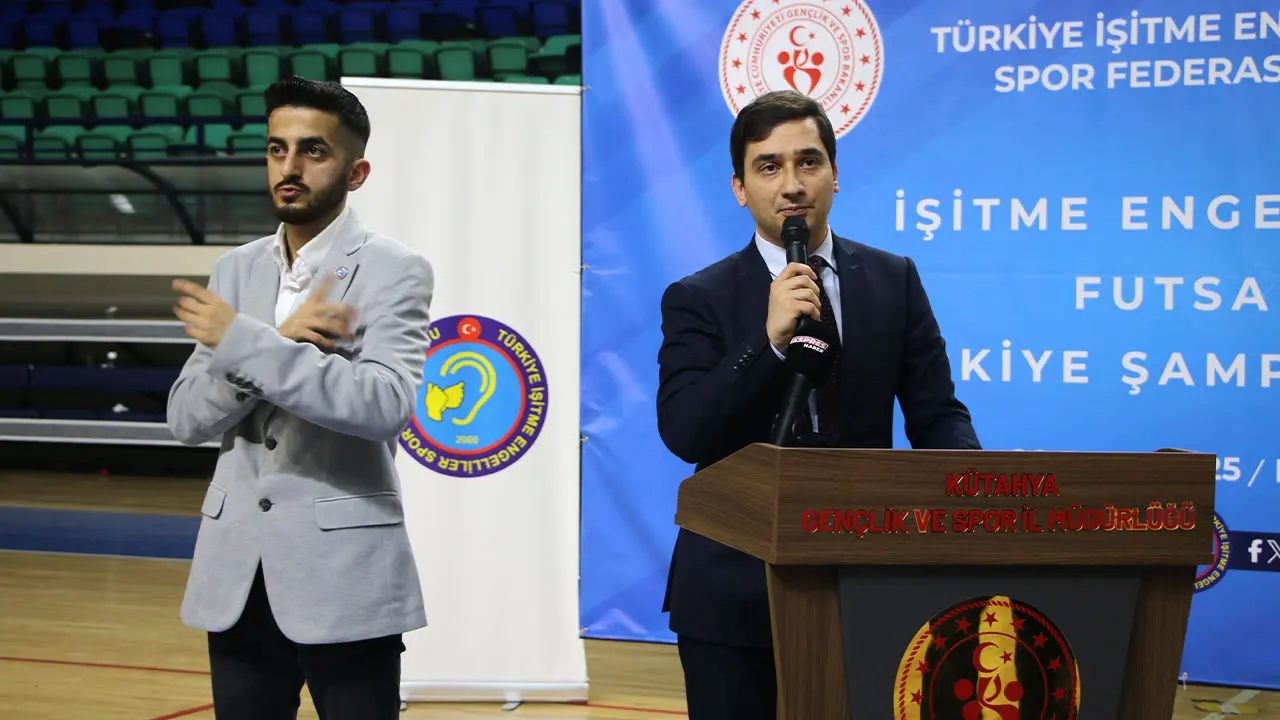 Kütahya’da Futsal Türkiye Şampiyonası Finali Yapıldı4