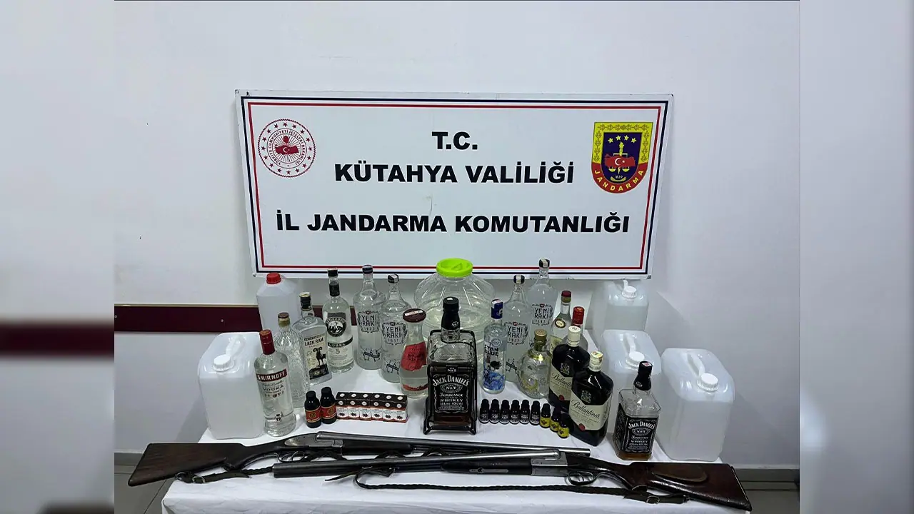 Kütahya'da Sahte Içki Üreten Dedenin Evine Baskın1