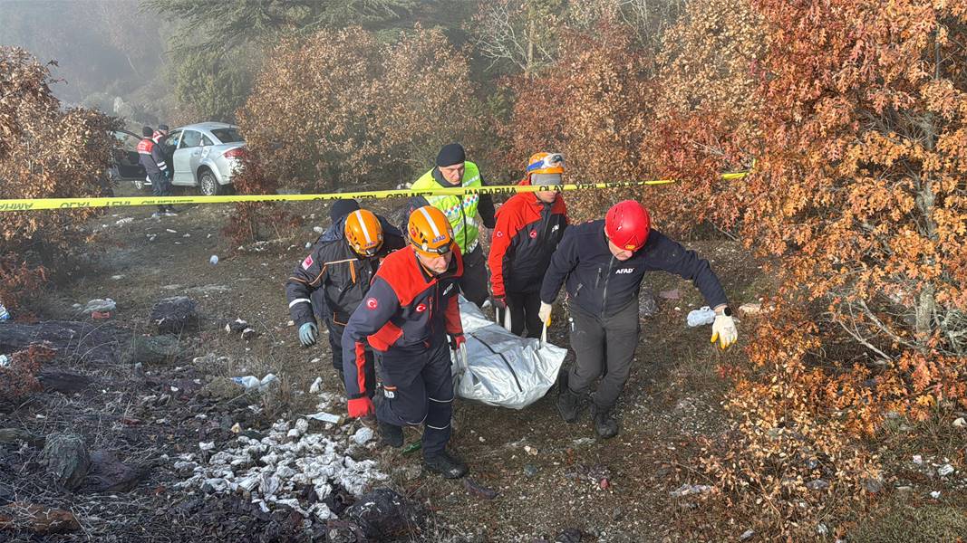 Kütahya'da Trafik Kazazında Sgm Müdürü Öldü (8)-1