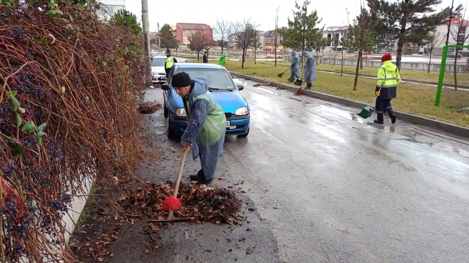 Kütahya’da Yağmurun Ardından Temizlik Sürüyor 2