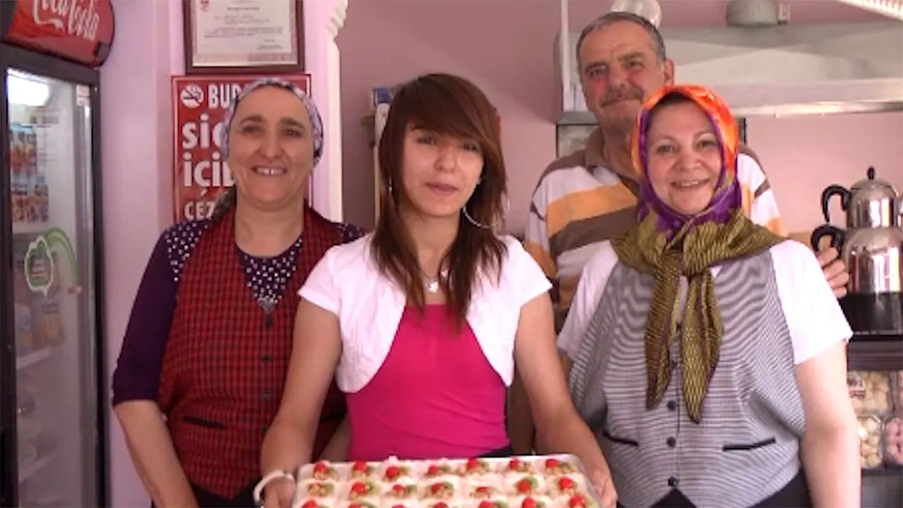 Kütahya'nın Güllaçcı Ablası Vefat Etti1