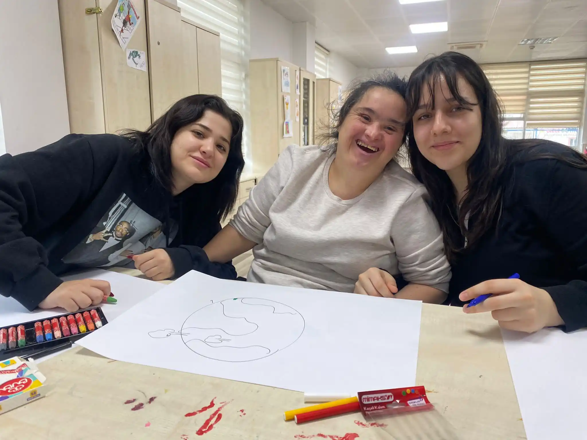 Muğla'da Engelli Bireyler Sanatla Becerilerini Geliştiriyor3