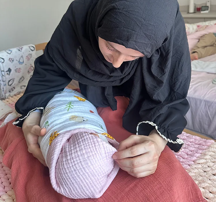 Polis Memuru Eşi Ve Kızı, Hayatına Devam Ediyor (2)