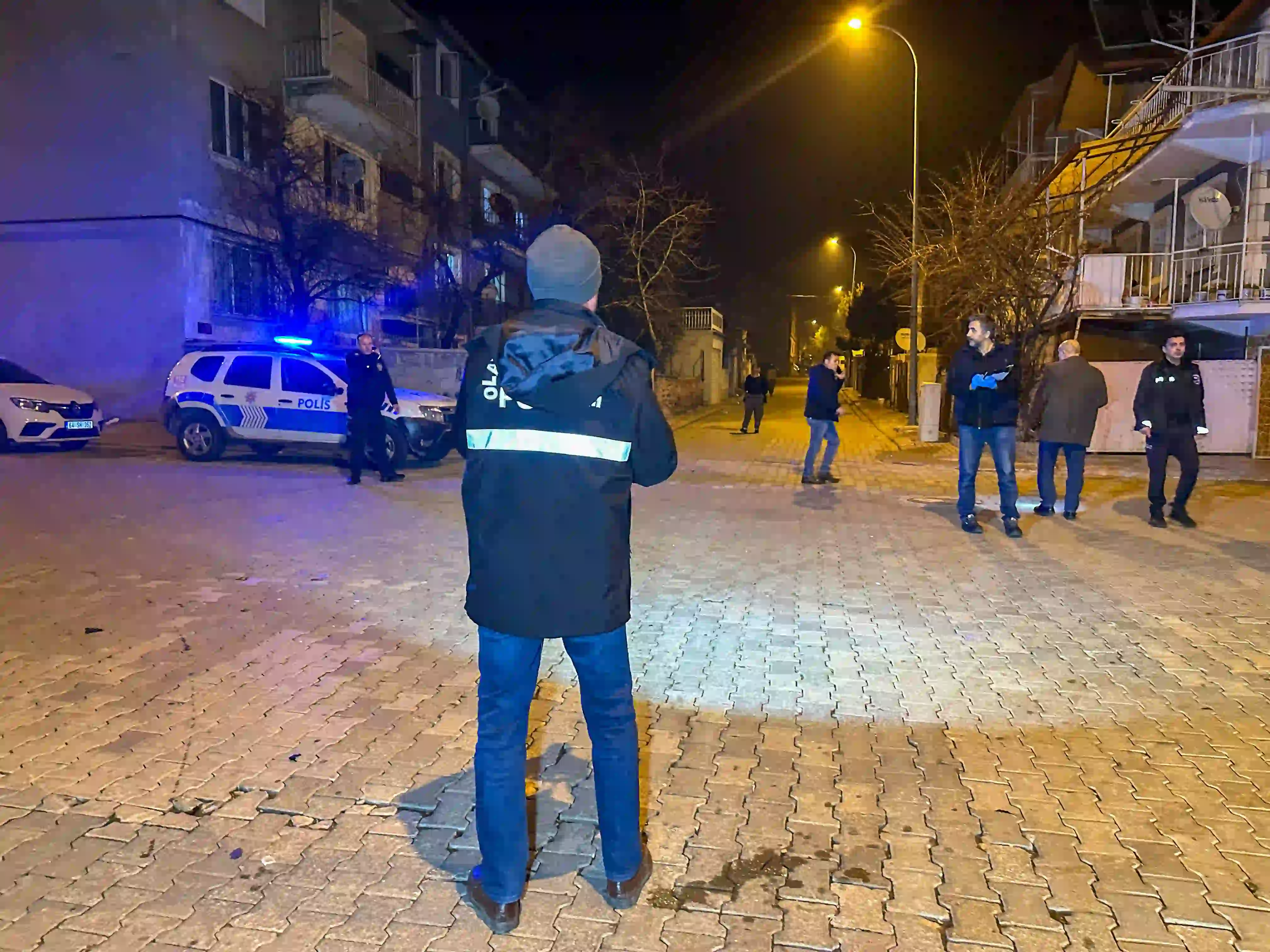 Uşak'ta Silahlı Saldırı 12 Yaşındaki Çocuk Hayatını Kaybetti1