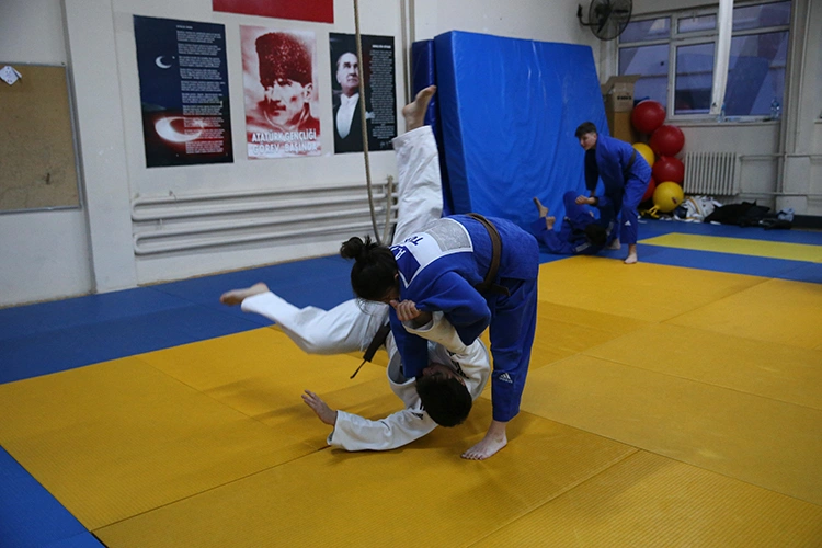 Annesinin Izinden Giden Milli Judocu Minel Tepe’nin Başarı Hikayesi1