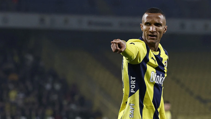 Fenerbahçe, Stoper Bölgesinde Sakatlıklarla Sarsılıyor (3)