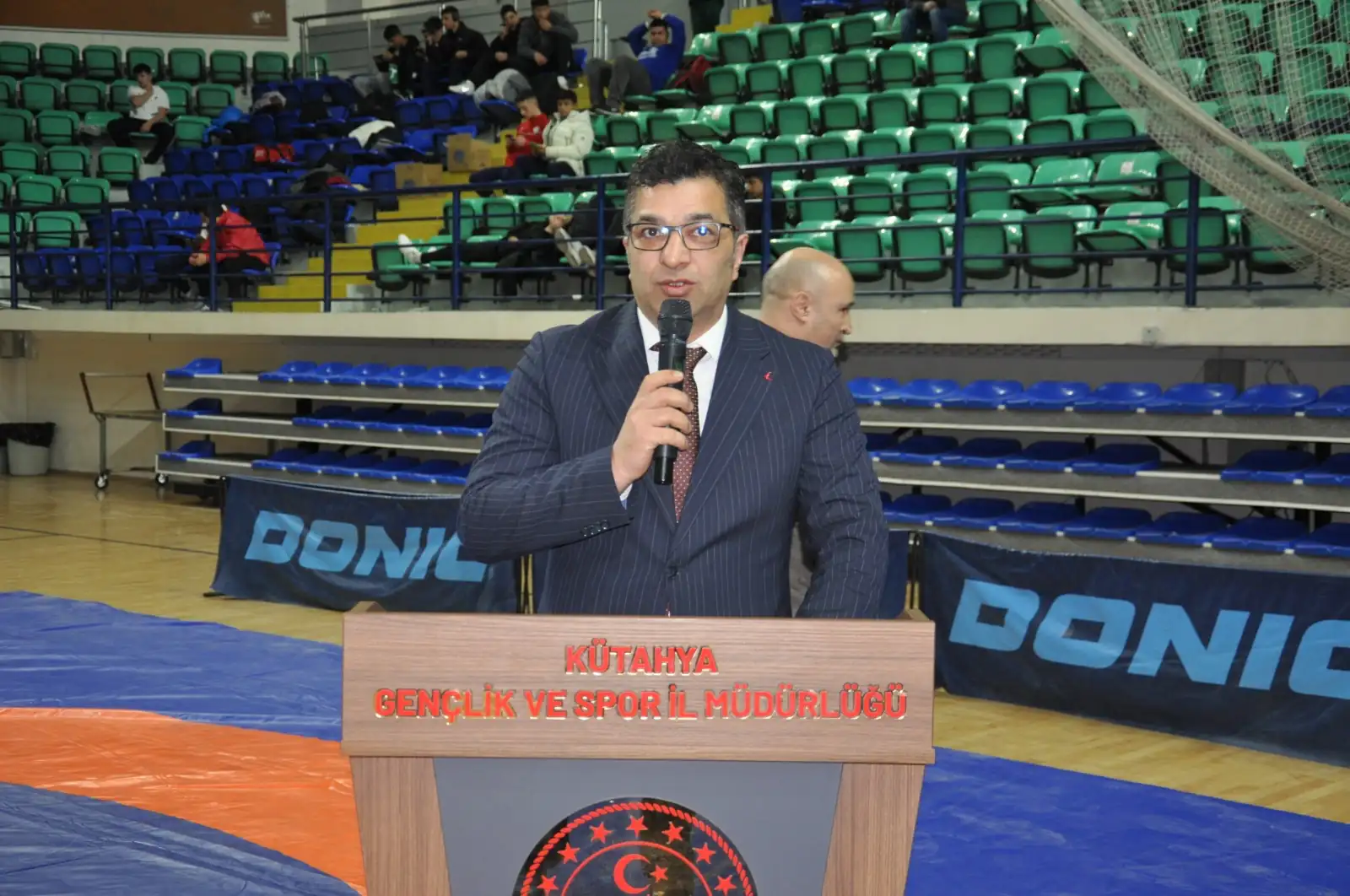 Kütahya’da Genç Güreşçiler Mindere Çıktı 2