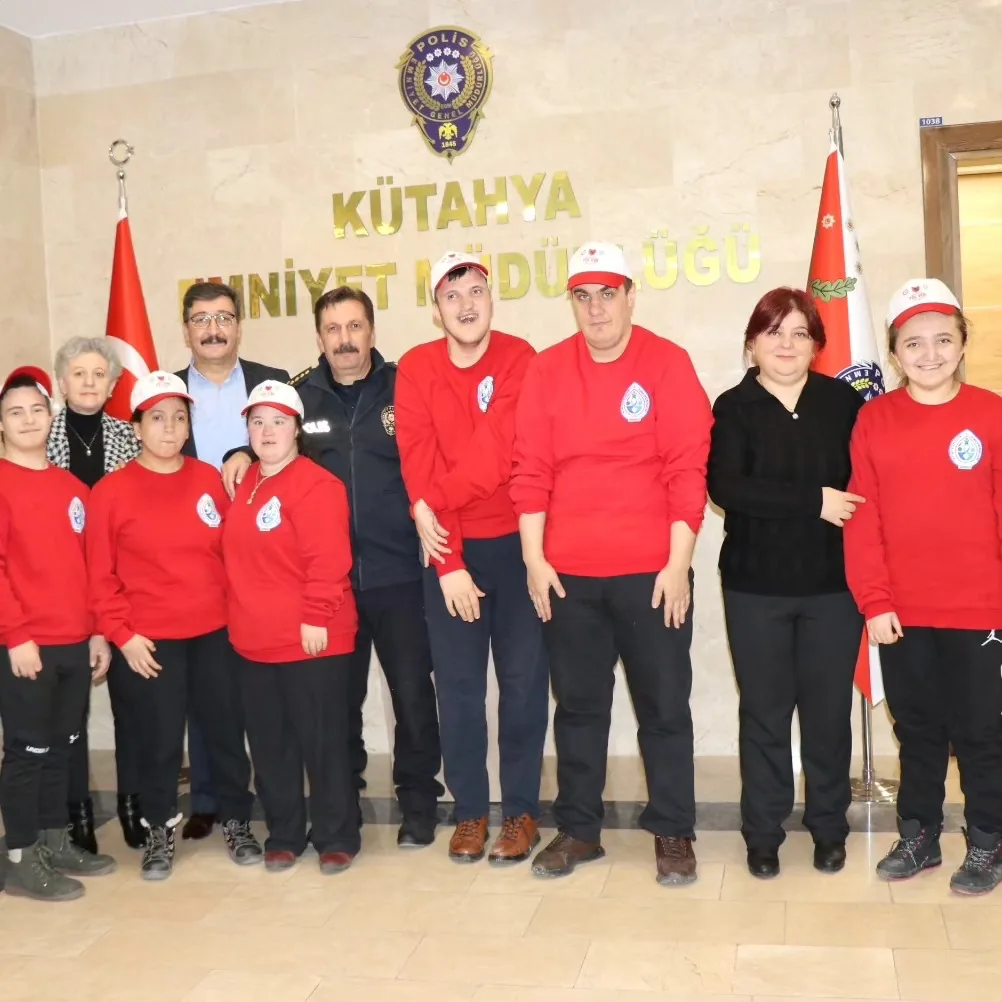 Kütahya’da Özel Çocuklar Müdür Elbir Ile Buluştu 1