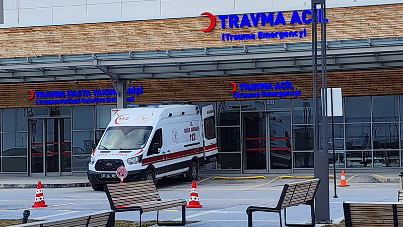 Kütahya'da Şizofreni Koca Tornavida Ile Karısına Saldırdı (2)