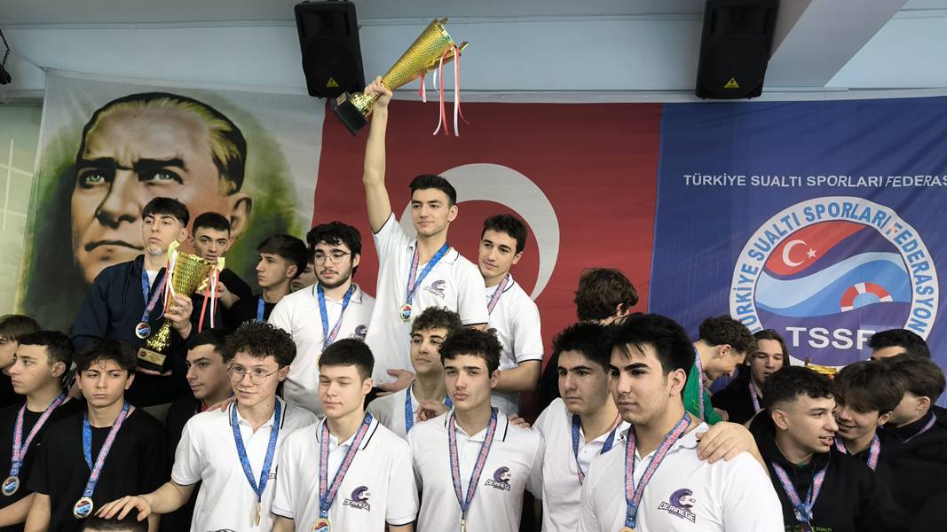 Kütahya’da Sualtı Hokeyi Türkiye Şampiyonları Belli Oldu  (3)