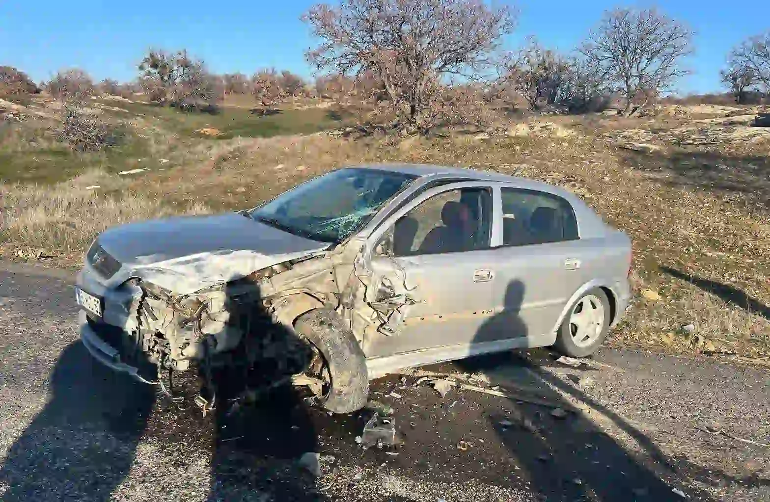 Uşak'ta Iki Otomobil Çarpıştı 5 Yaralı1