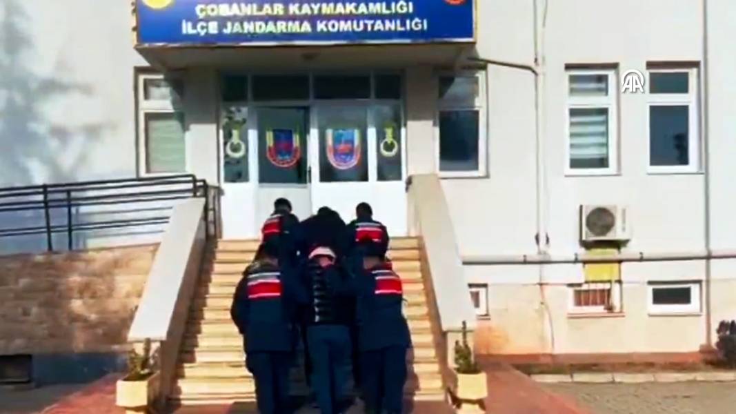 Afyonkarahisar’da Tefecilik Operasyonu 4 Kişi Tutuklandı (3)