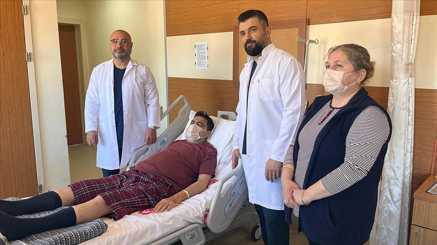 Babasına Kanser Teşhisi Kondu, Oğluna Kadavradan Böbrek Nakli Yapıldı