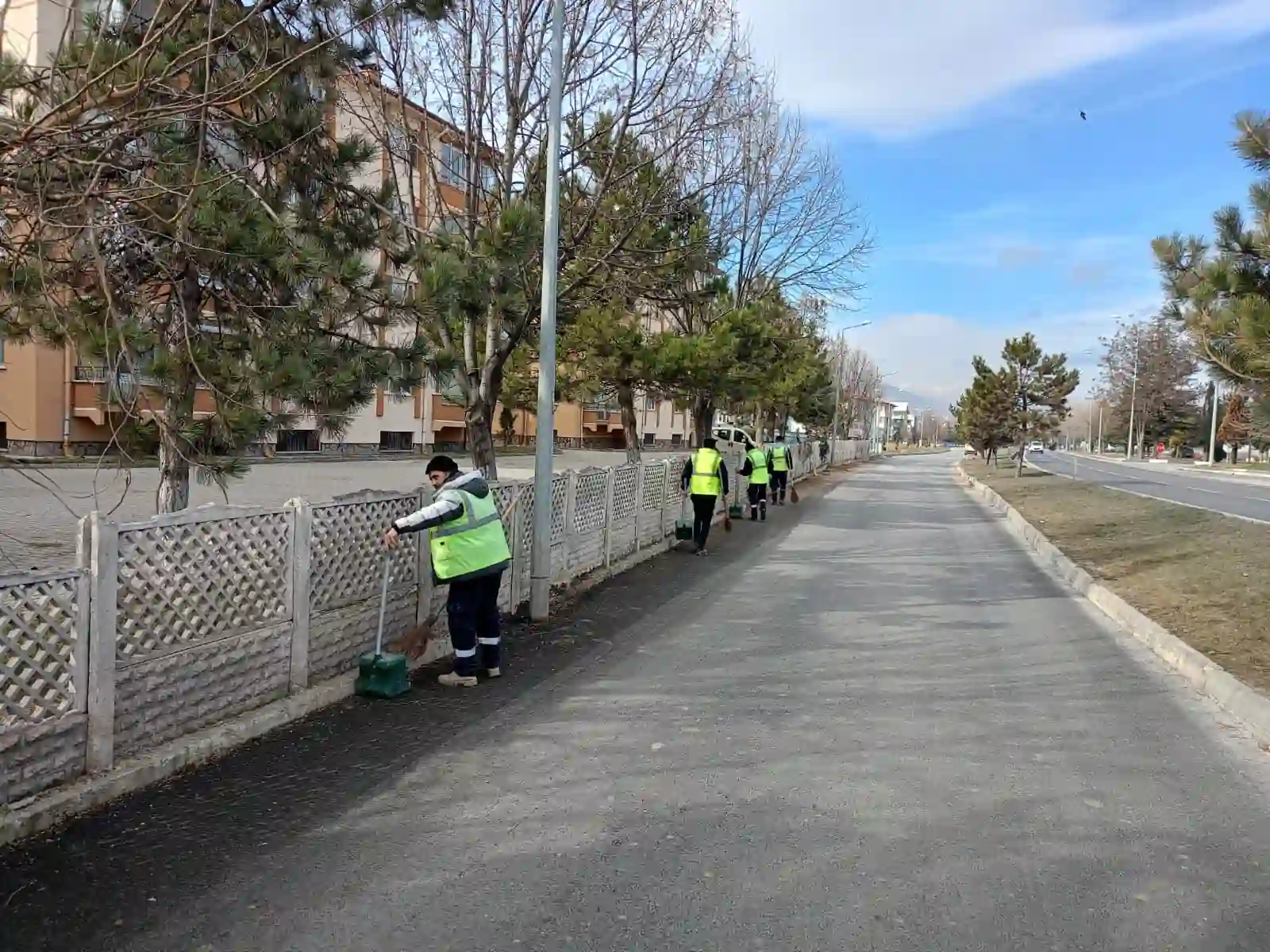 Kütahya Cumhuriyet Mahallesi’nde Ekipler Işbaşında