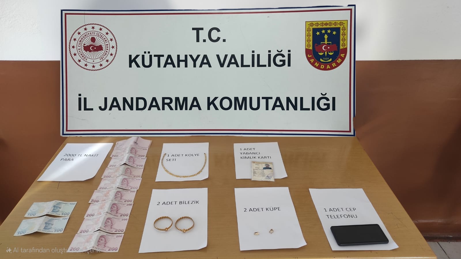 Kütahya’da 400 Bin Liralık Altın Çalan Sahte Jandarma Yakalandı (3)