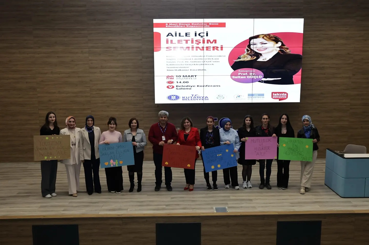 Kütahya’da Aile Ve Iletişim Konuşuldu 