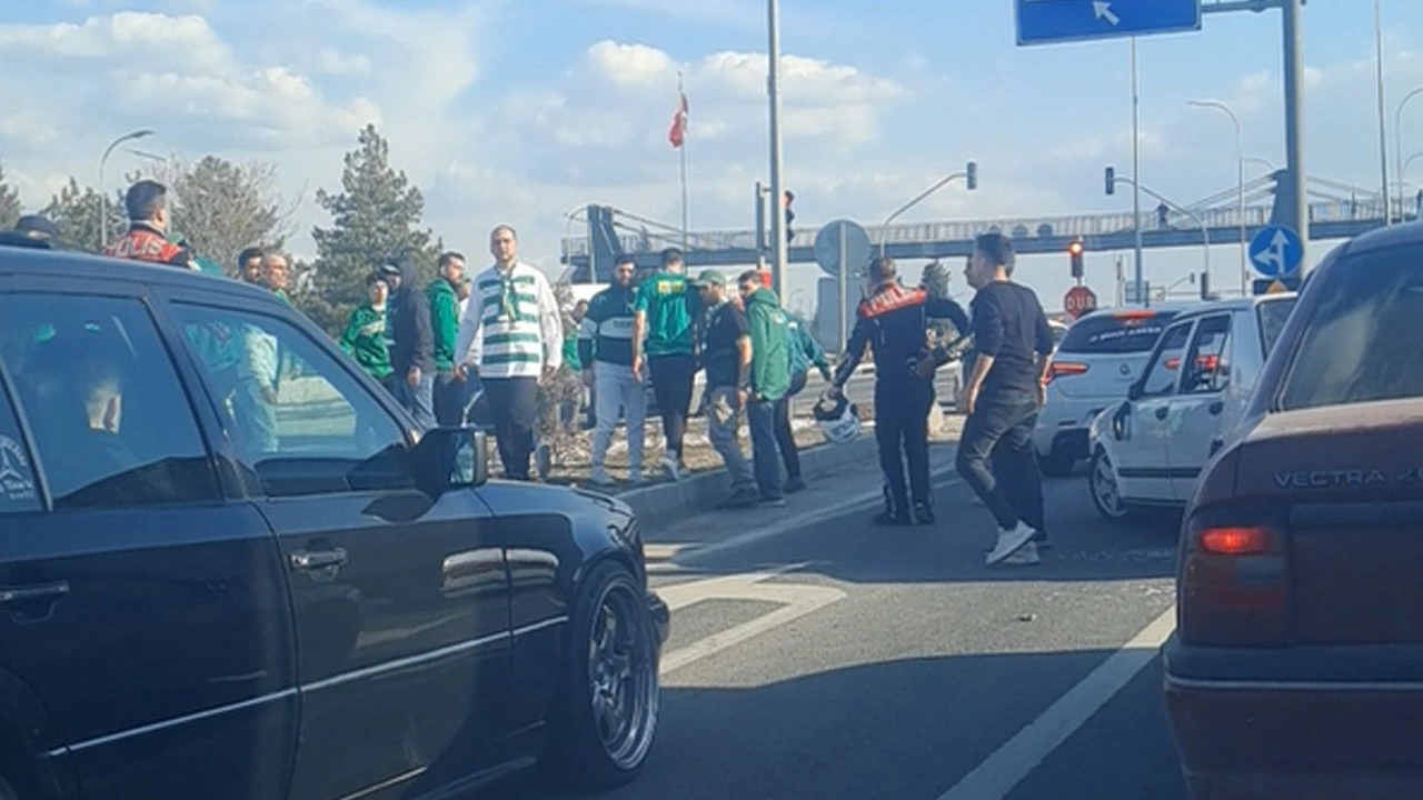 Kütahya’da Bursaspor Taraftarlarının Saldırı Görüntüleri Ortaya Çıktı3