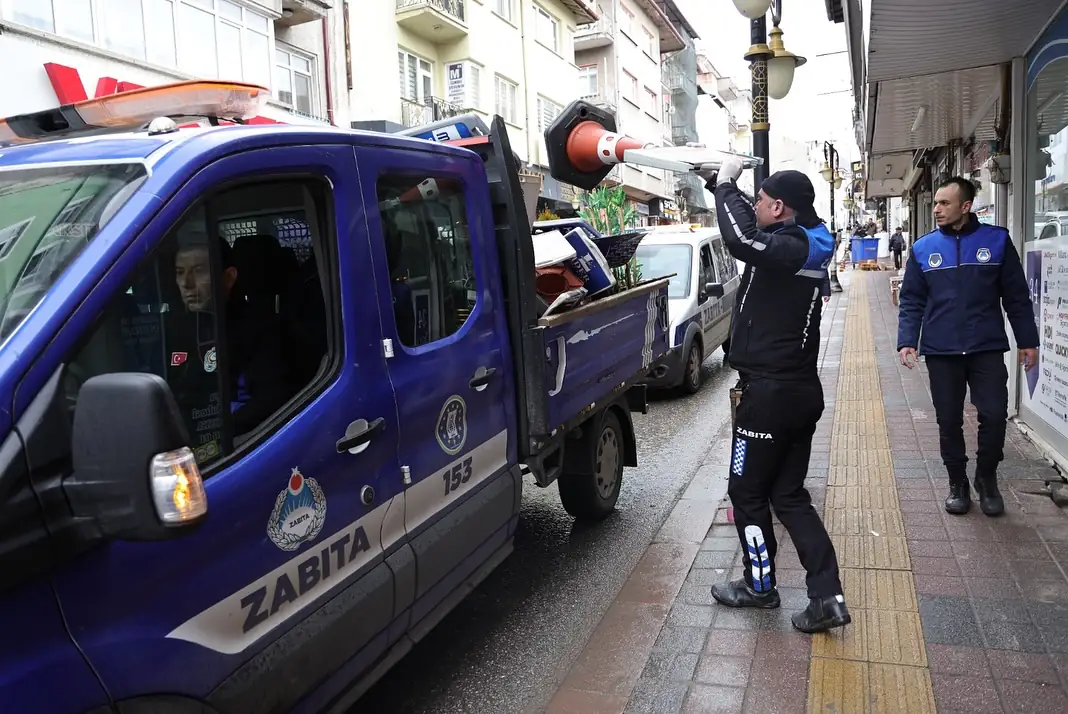 Kütahya’da Kaldırım Işgalcileri Denetimi Sürüyor 1