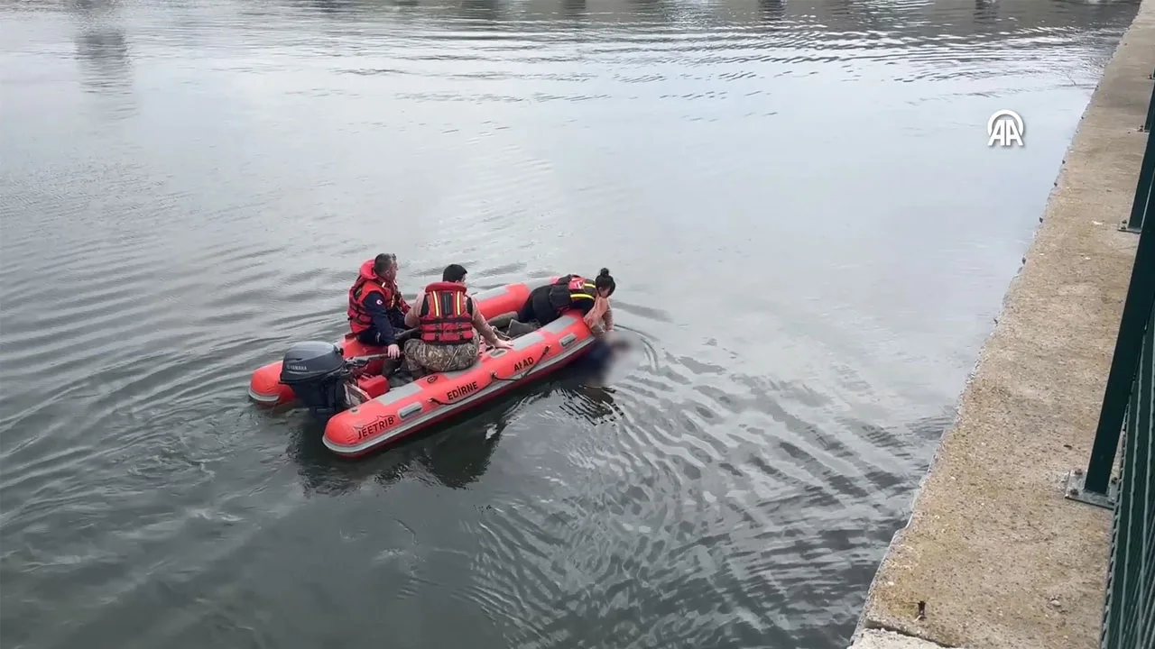 Meriç Nehri'nde Erkek Cesedi Bulundu1