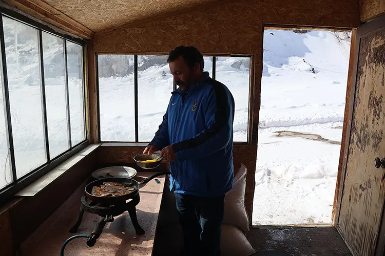 Soğukta Alabalık Üretimi Lezzet Için Mücadele Ediyor (2)